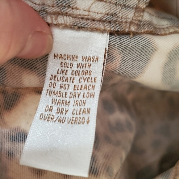 EUC Dana Buchman animal print size 12 womens pants - Picture 7 of 7